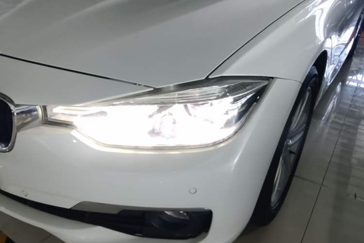 Used BMW 3 Series 2017 320Li Fashion Model Left Front Headlight