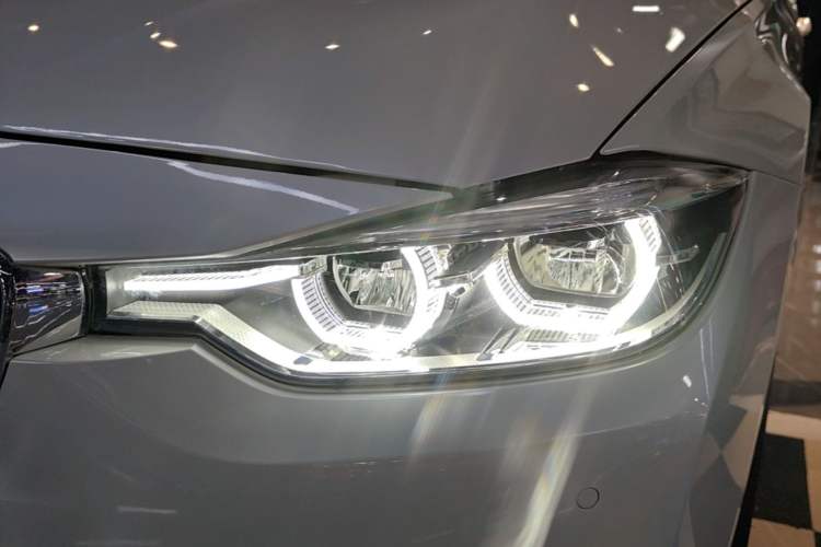 Used BMW 3 Series 2017 320Li Fashion Model Left Front Headlight