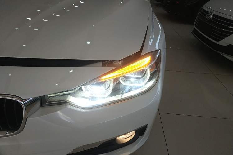 Used BMW 3 Series 2017 320Li xDrive Fashion Model Left Front Headlight