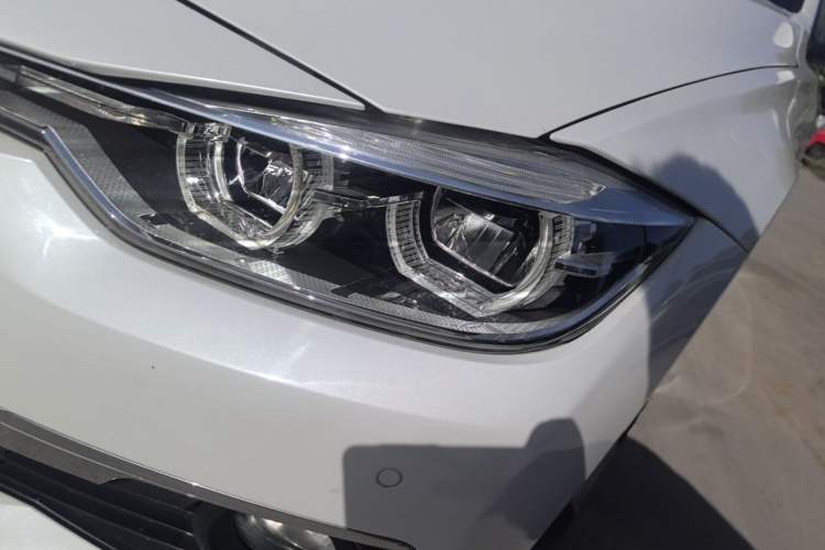 Used BMW 3 Series 2017 320Li Fashion Model Left Front Headlight