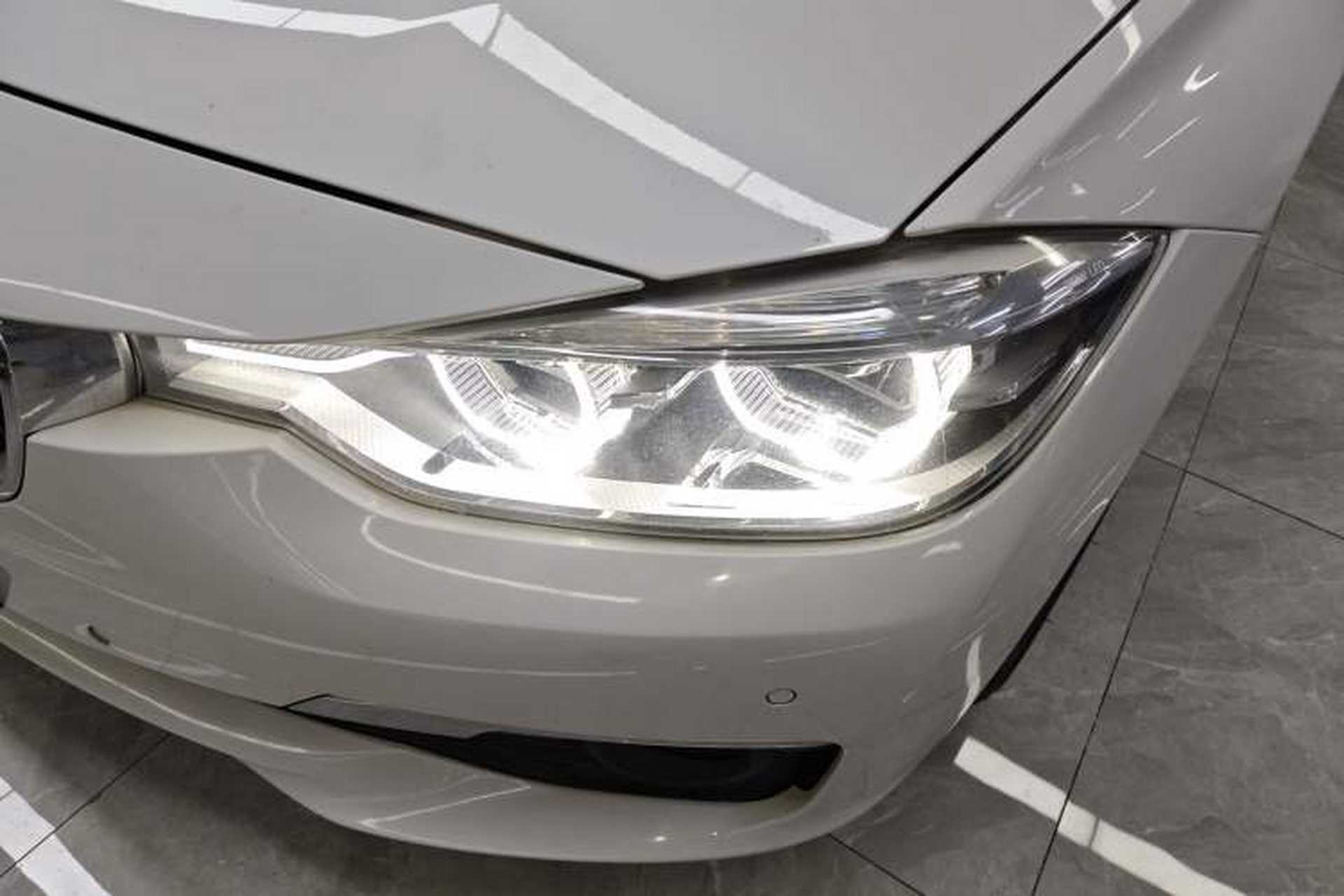 Used BMW 3 Series 2017 320Li Fashion Model Left Front Headlight