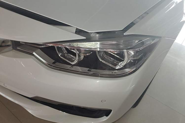 Used BMW 3 Series 2017 320Li Fashion Model Left Front Headlight