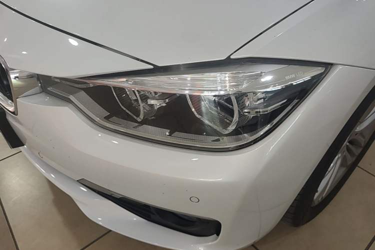 Used BMW 3 Series 2017 320Li Fashion Model Left Front Headlight
