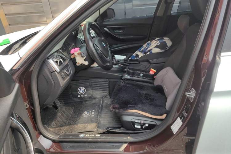 Used BMW 3 Series 2017 320Li Fashion Model Left Front Seat