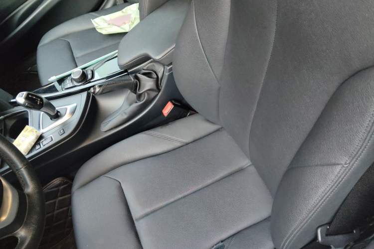 Used BMW 3 Series 2017 320Li Fashion Model Left Front Seat