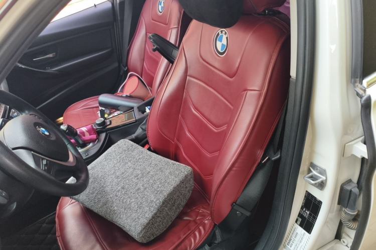 Used BMW 3 Series 2017 318Li Fashion Model Left Front Seat