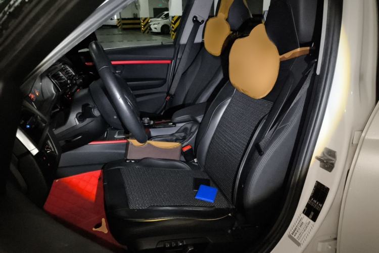 Used BMW 3 Series 2017 320Li Fashion Model Left Front Seat