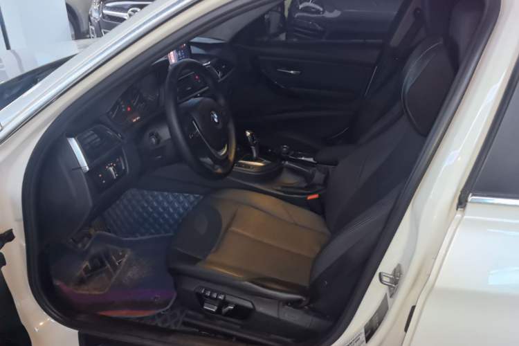 Used BMW 3 Series 2017 320Li Fashion Model Left Front Seat