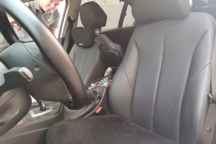 Used BMW 3 Series 2017 320Li Fashion Model Left Front Seat