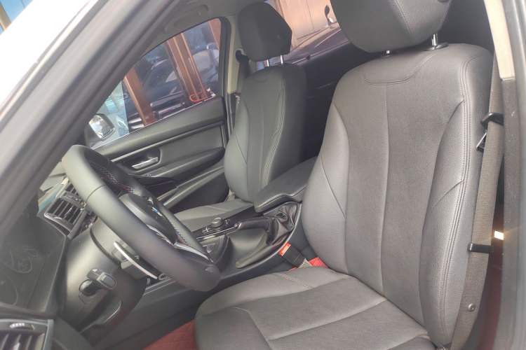 Used BMW 3 Series 2017 320Li Fashion Model Left Front Seat