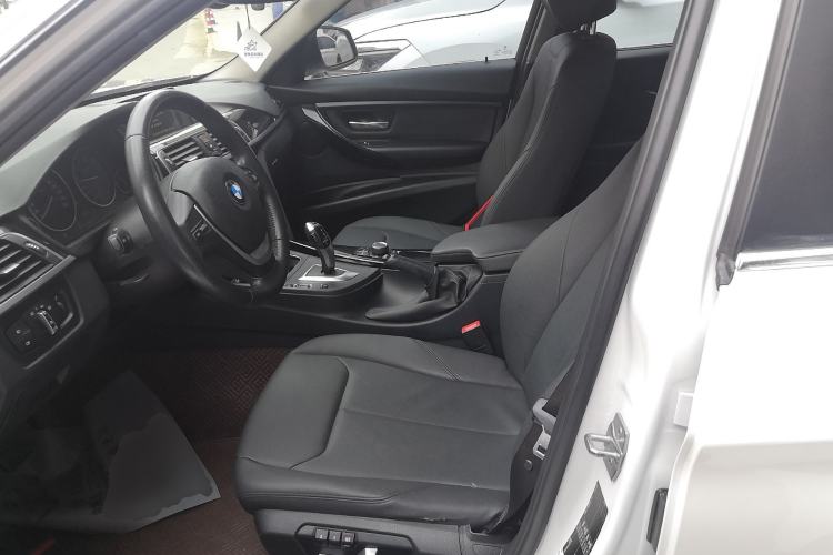 Used BMW 3 Series 2017 320Li Fashion Model Left Front Seat