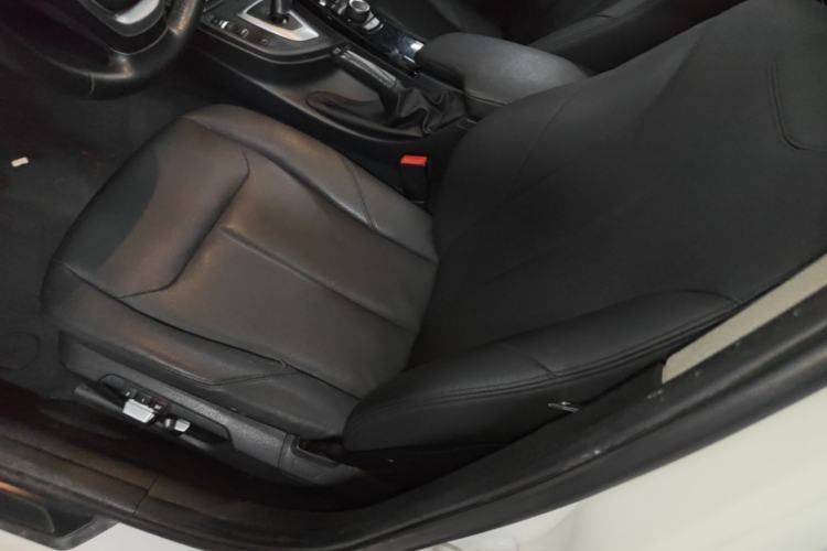 Used BMW 3 Series 2017 320Li xDrive Fashion Model Left Front Seat
