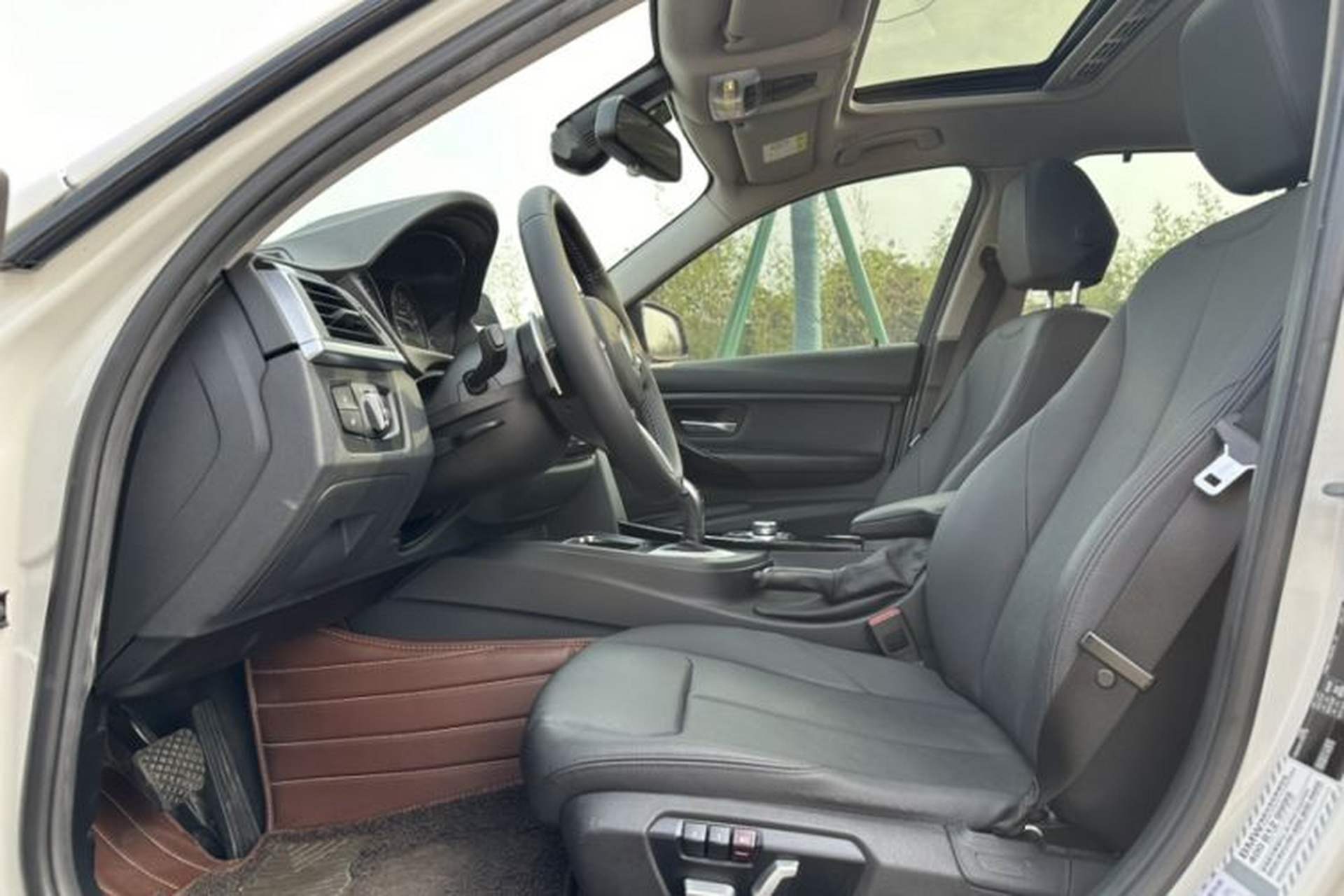 Used BMW 3 Series 2017 320Li M Sport Edition Left Front Seat