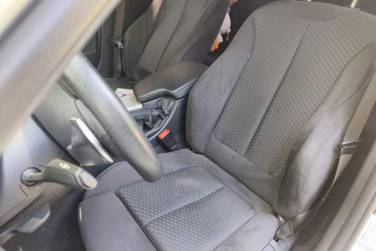 Used BMW 3 Series 2017 320i M Sport Left Front Seat