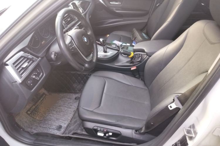 Used BMW 3 Series 2017 320Li Fashion Model Left Front Seat