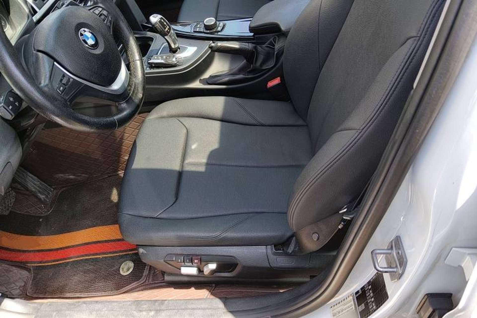 Used BMW 3 Series 2017 320Li Fashion Model Left Front Seat