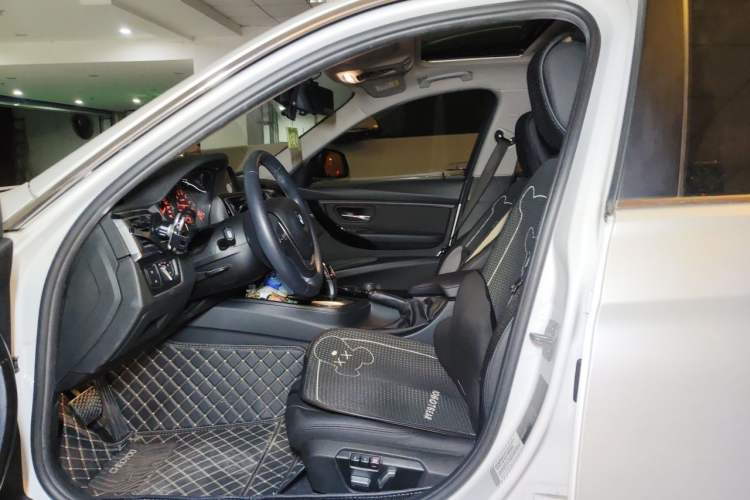 Used BMW 3 Series 2017 320Li Fashion Model Left Front Seat