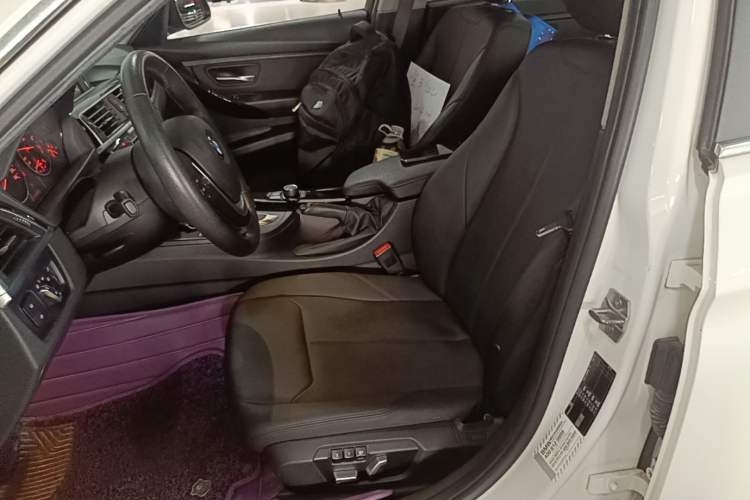 Used BMW 3 Series 2017 320Li Fashion Model Left Front Seat