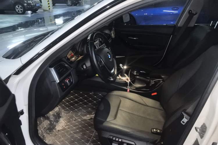 Used BMW 3 Series 2017 320Li M Sport Edition Left Front Seat