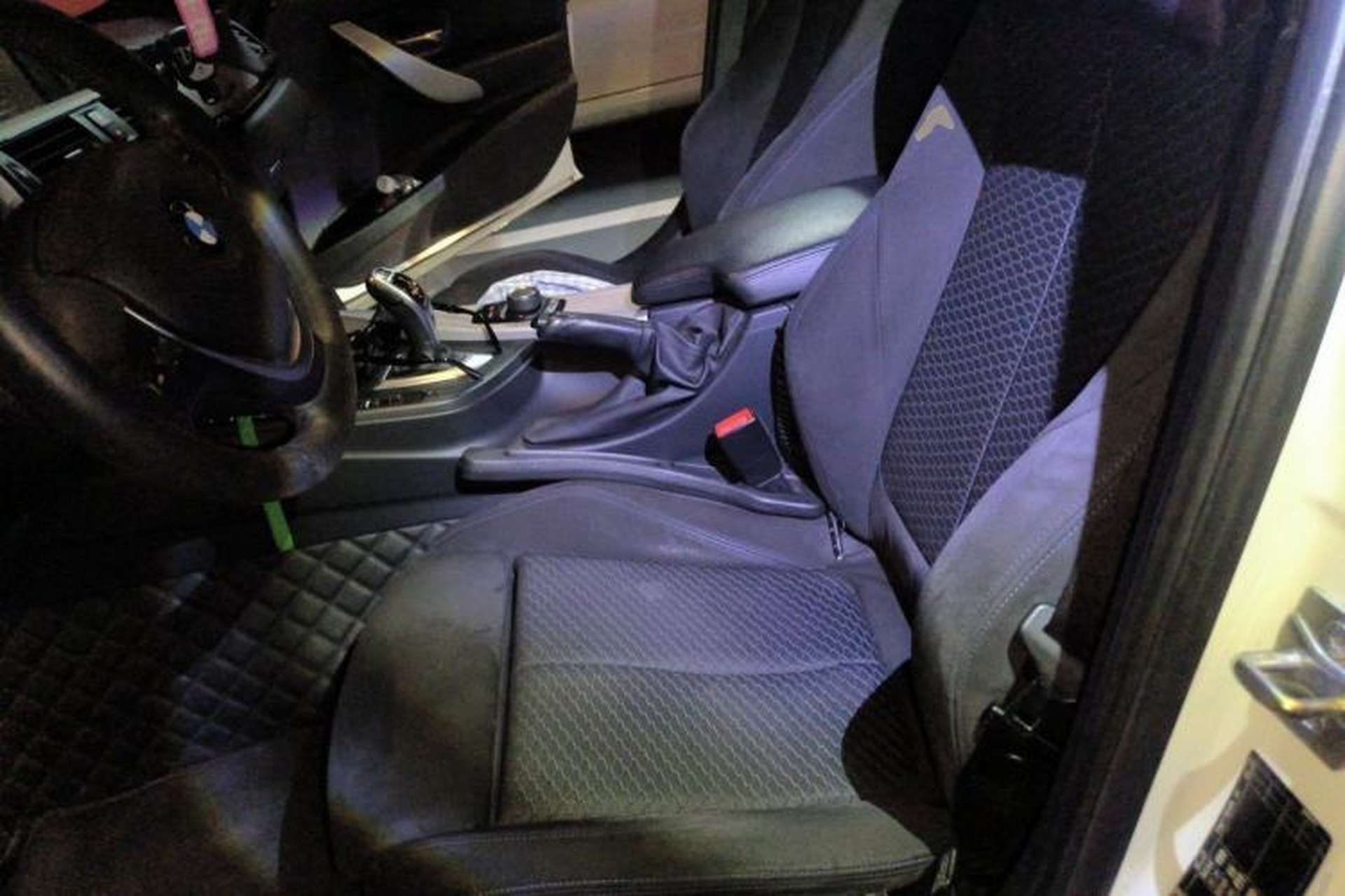 Used BMW 3 Series 2017 320i M Sport Left Front Seat