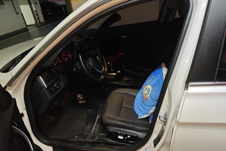 Used BMW 3 Series 2017 320Li xDrive Fashion Model Left Front Seat