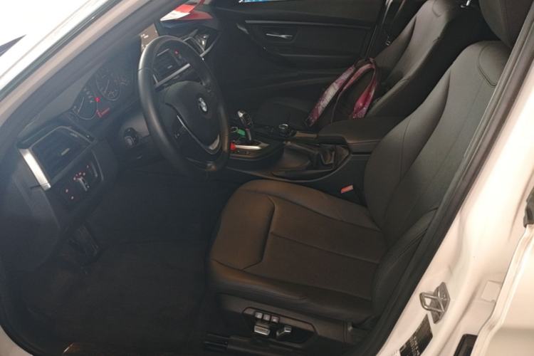Used BMW 3 Series 2017 320Li Fashion Model Left Front Seat