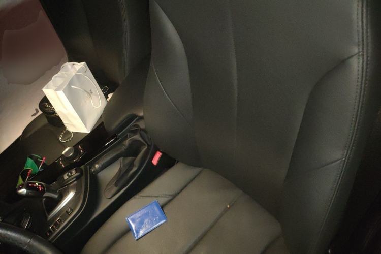 Used BMW 3 Series 2017 320Li Fashion Model Left Front Seat