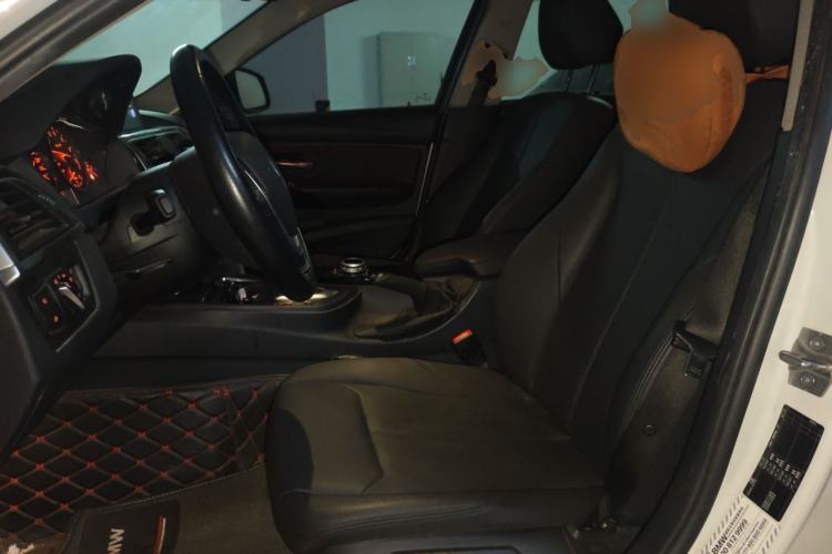 Used BMW 3 Series 2017 320Li Fashion Model Left Front Seat