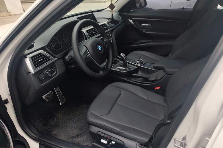 Used BMW 3 Series 2017 320Li M Sport Edition Left Front Seat