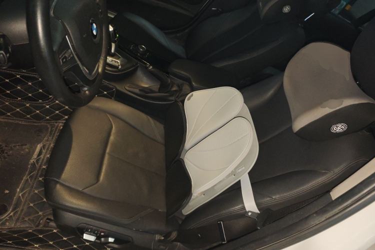Used BMW 3 Series 2017 320Li Fashion Model Left Front Seat