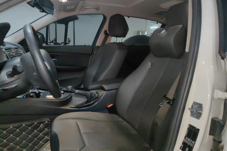 Used BMW 3 Series 2017 320Li Fashion Model Left Front Seat