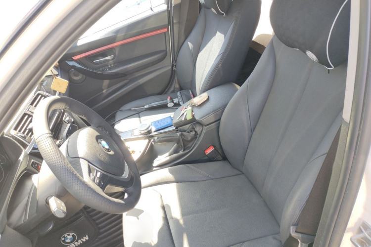 Used BMW 3 Series 2017 320Li Fashion Model Left Front Seat