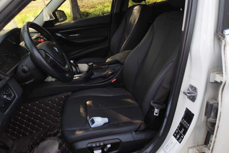 Used BMW 3 Series 2017 320Li xDrive Fashion Model Left Front Seat