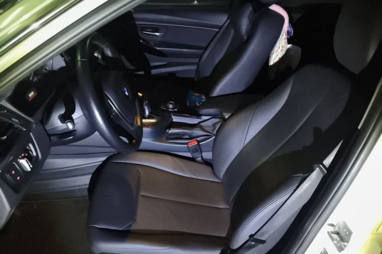 Used BMW 3 Series 2017 320Li Fashion Model Left Front Seat