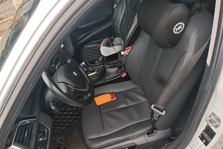 Used BMW 3 Series 2017 320Li Fashion Model Left Front Seat