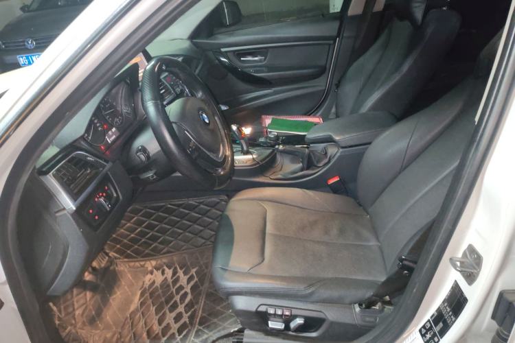 Used BMW 3 Series 2017 320Li xDrive Fashion Model Left Front Seat