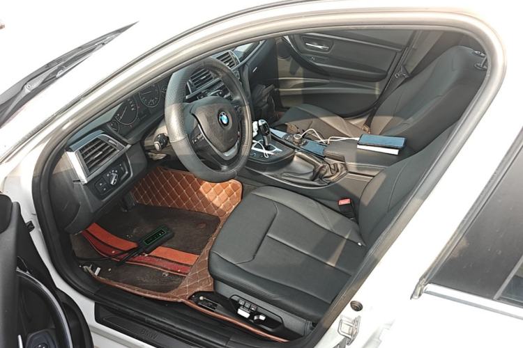 Used BMW 3 Series 2017 320Li Fashion Model Left Front Seat