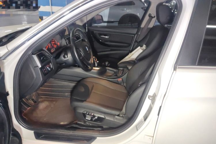 Used BMW 3 Series 2017 320Li Fashion Model Left Front Seat