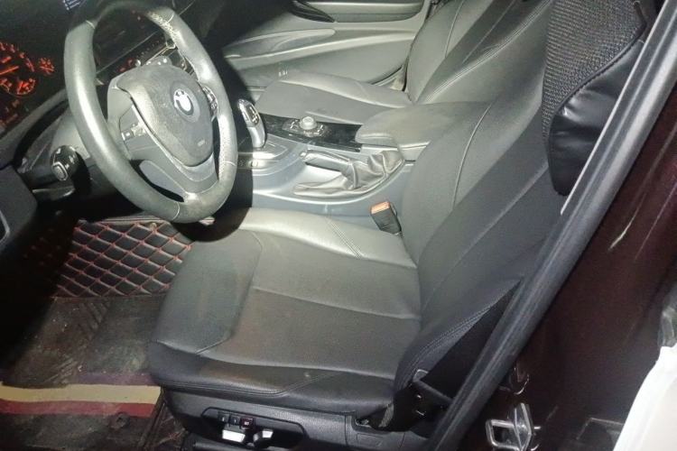 Used BMW 3 Series 2017 320Li Fashion Model Left Front Seat
