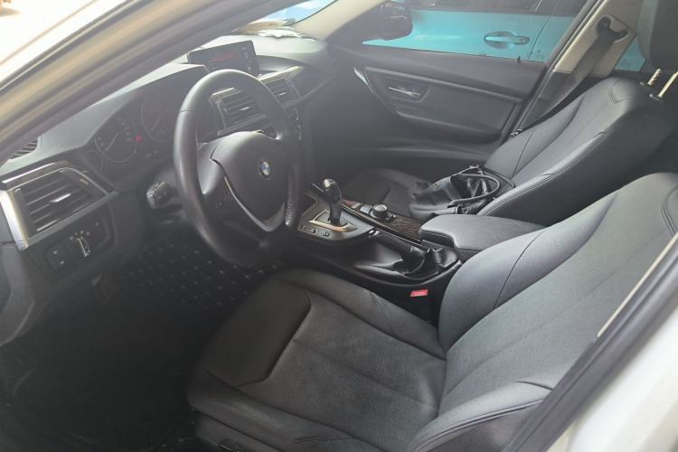 Used BMW 3 Series 2017 320Li Fashion Model Left Front Seat
