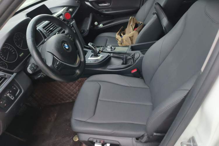 Used BMW 3 Series 2017 320Li M Sport Edition Left Front Seat