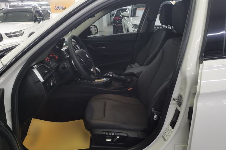 Used BMW 3 Series 2017 320Li M Sport Edition Left Front Seat