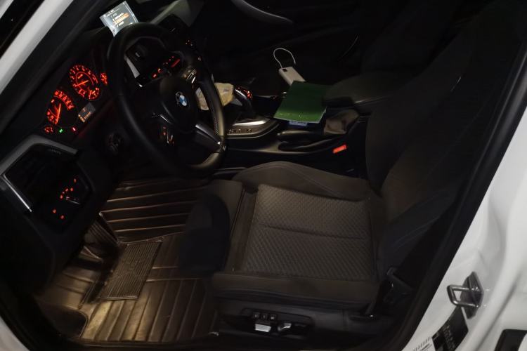 Used BMW 3 Series 2017 320i M Sport Left Front Seat