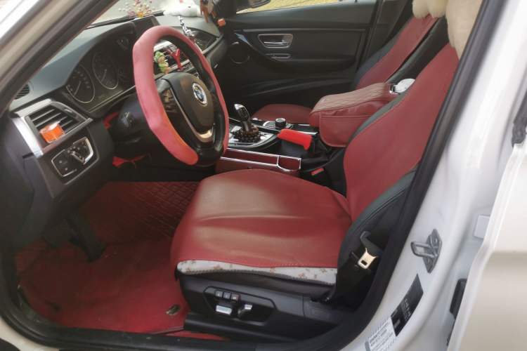 Used BMW 3 Series 2017 320Li Fashion Model Left Front Seat