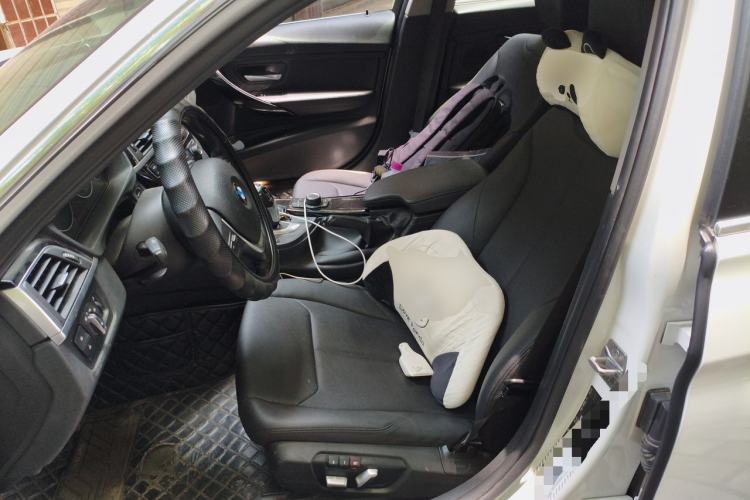Used BMW 3 Series 2017 318Li Fashion Model Left Front Seat