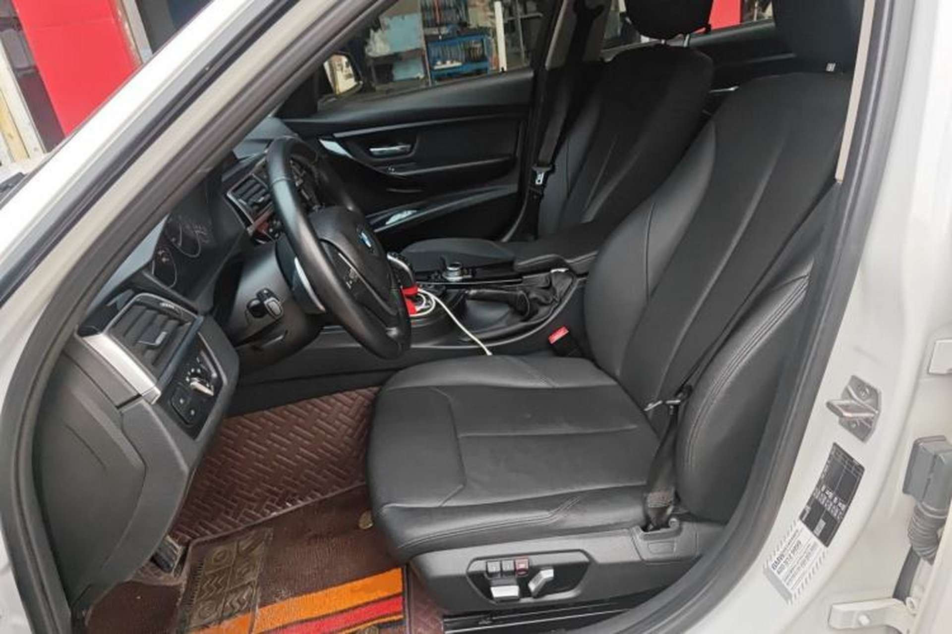 Used BMW 3 Series 2017 320Li M Sport Edition Left Front Seat