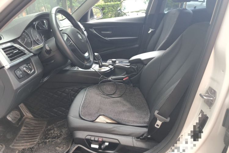 Used BMW 3 Series 2017 318Li Fashion Model Left Front Seat