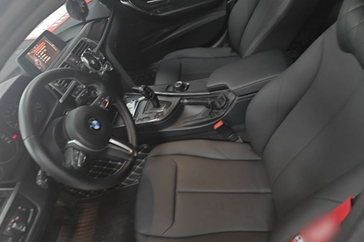 Used BMW 3 Series 2017 320Li Fashion Model Left Front Seat
