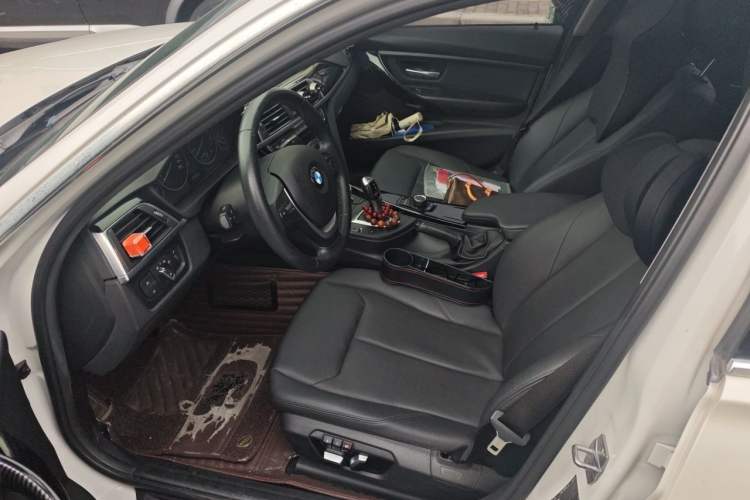 Used BMW 3 Series 2017 320Li Fashion Model Left Front Seat