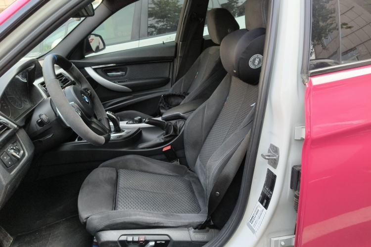Used BMW 3 Series 2017 320i M Sport Left Front Seat